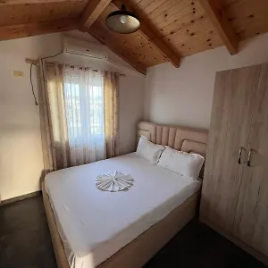 Guest Arbri Penzion Vlorë