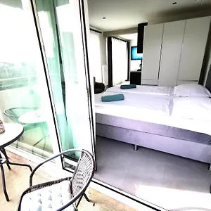 Apartment Hh 01 By Rockchair - Superhost Status - Modernes Mit Sonnigem Balkon & Premium Boxspringbetten In Winterhude - Geheimtipp Hamburg