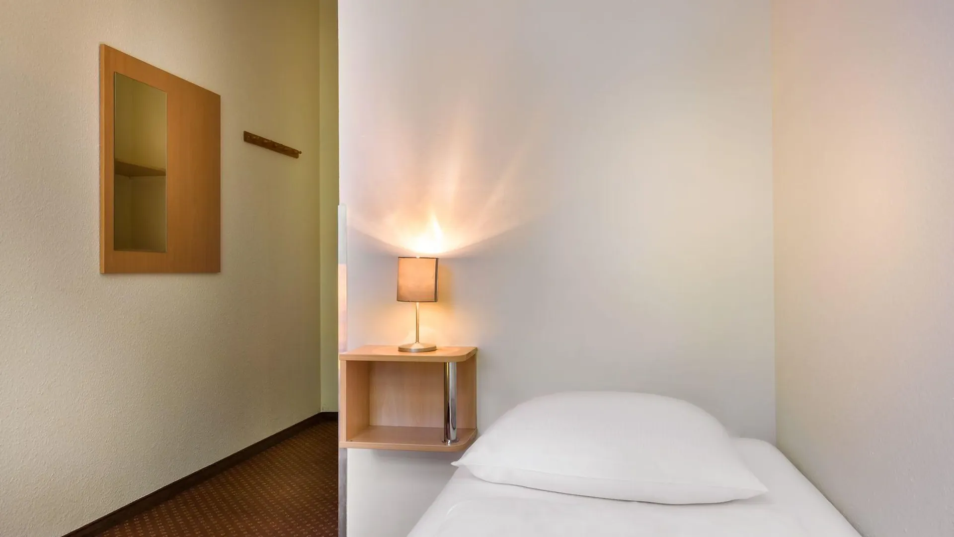 Garner Hotel Berlin - Schoeneberg By Ihg