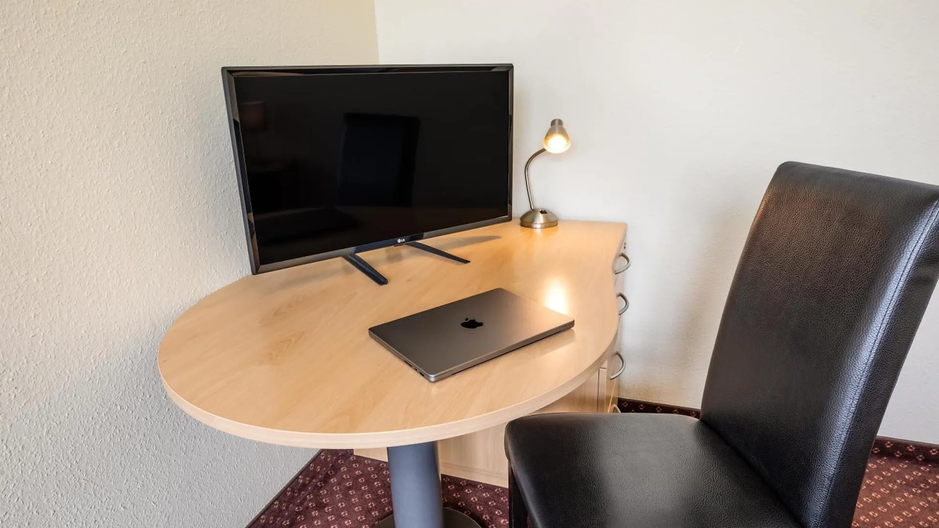 ***  Garner Hotel Berlin - Schoeneberg By Ihg Alemania